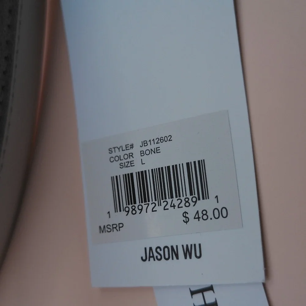 ⁠Jason Wu Leather Skinny Belt Bone Off White Gold Size L JB112602 Old Money